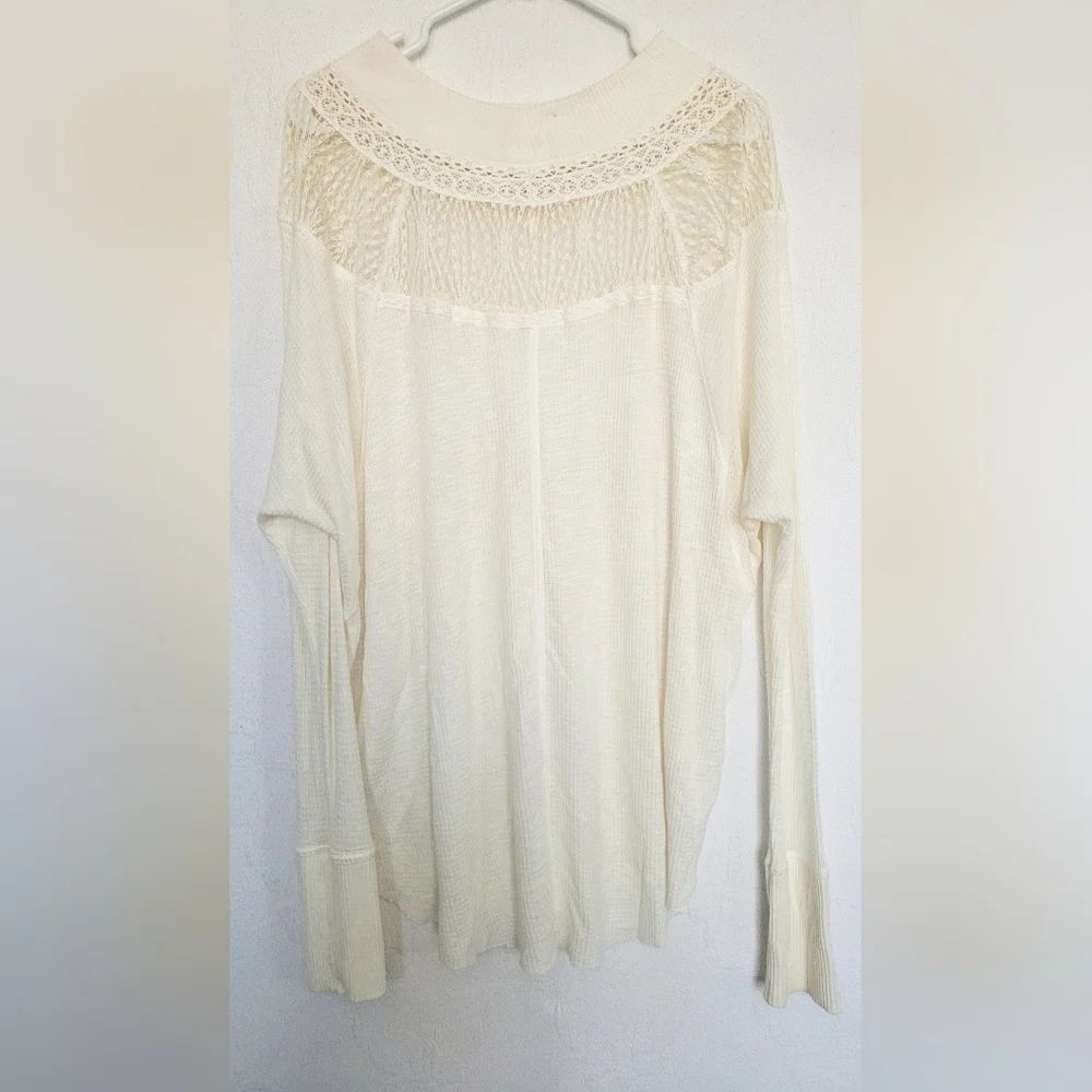 Free People Spring Valley Lace Waffle Top 100%Rayon Ivory/Off Whit Oversized M/L